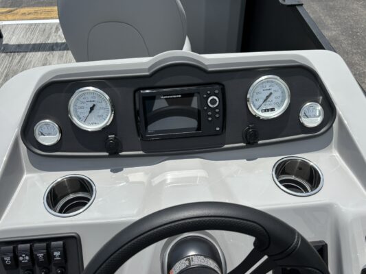 2027 Bentley 200 Fish CWT