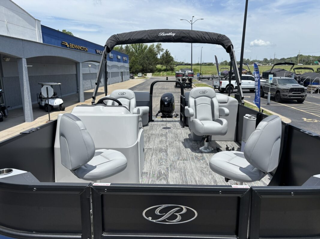 2027 Bentley 200 Fish CWT