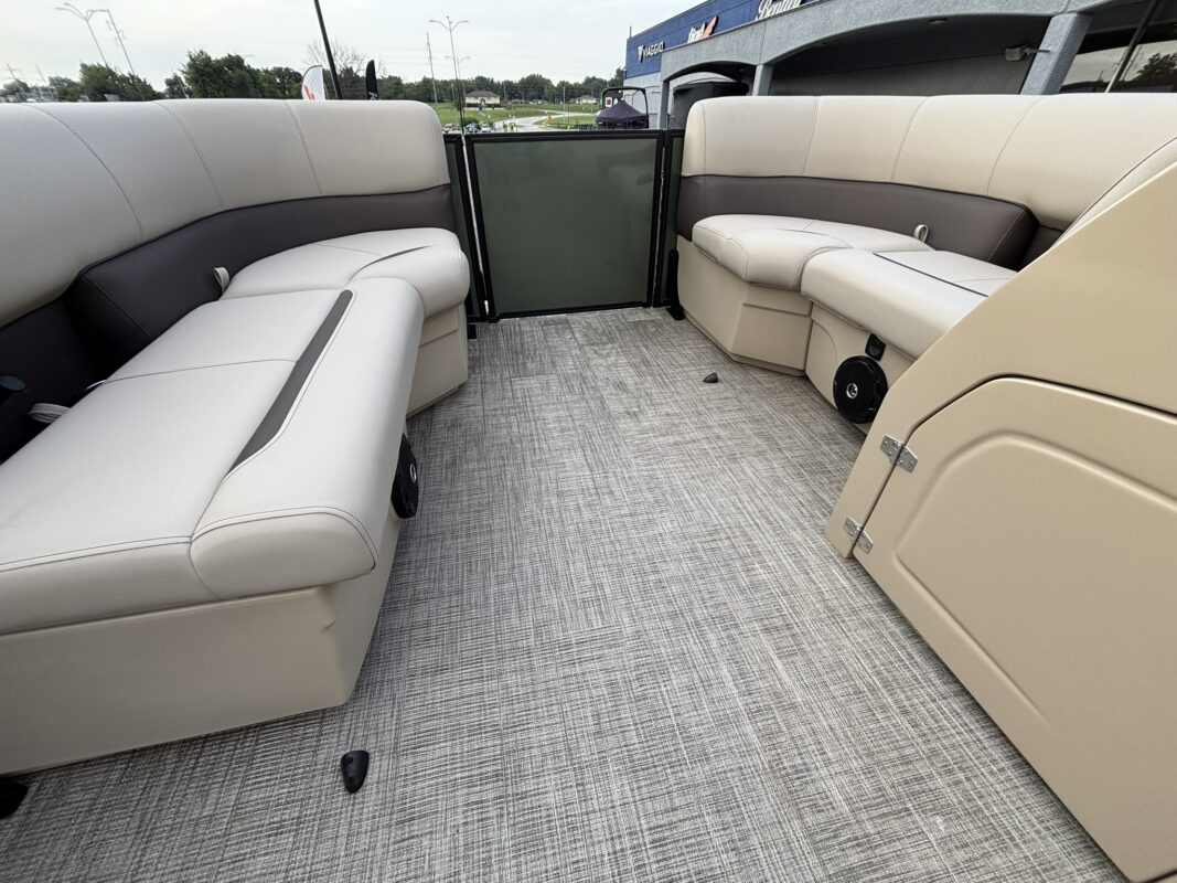 2027 Bentley 200 Legacy Cruise XL