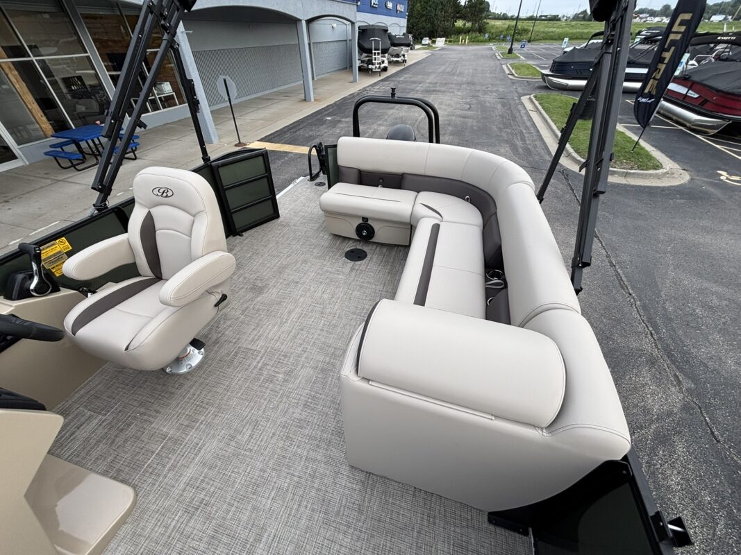 2027 Bentley 200 Legacy Cruise XL