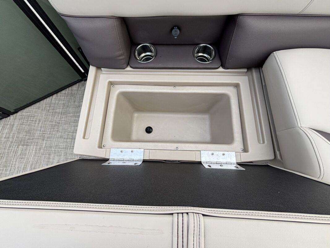2027 Bentley 200 Legacy Cruise XL