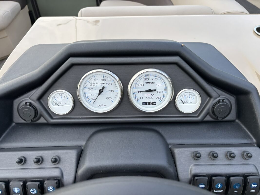 2027 Bentley 200 Legacy Cruise XL