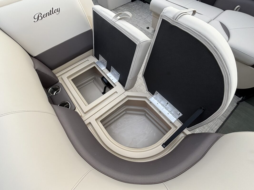 2027 Bentley 200 Legacy Cruise XL