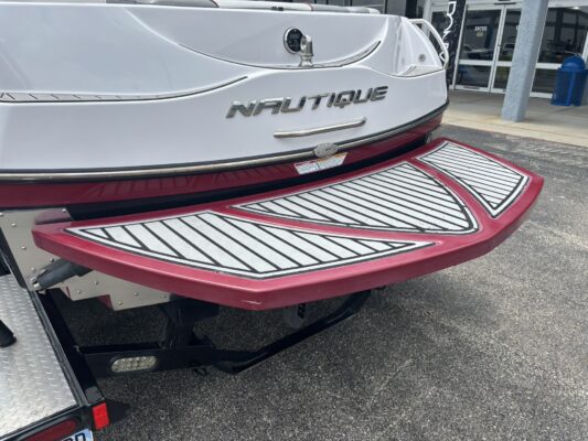 2013 Nautique Super Air 210