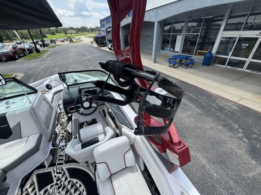 2013 Nautique Super Air 210