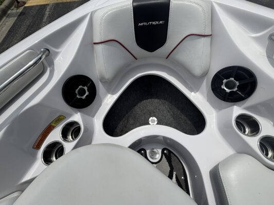 2013 Nautique Super Air 210