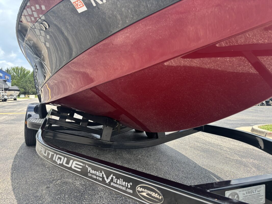 2013 Nautique Super Air 210