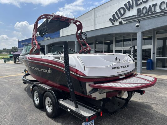 2013 Nautique Super Air 210