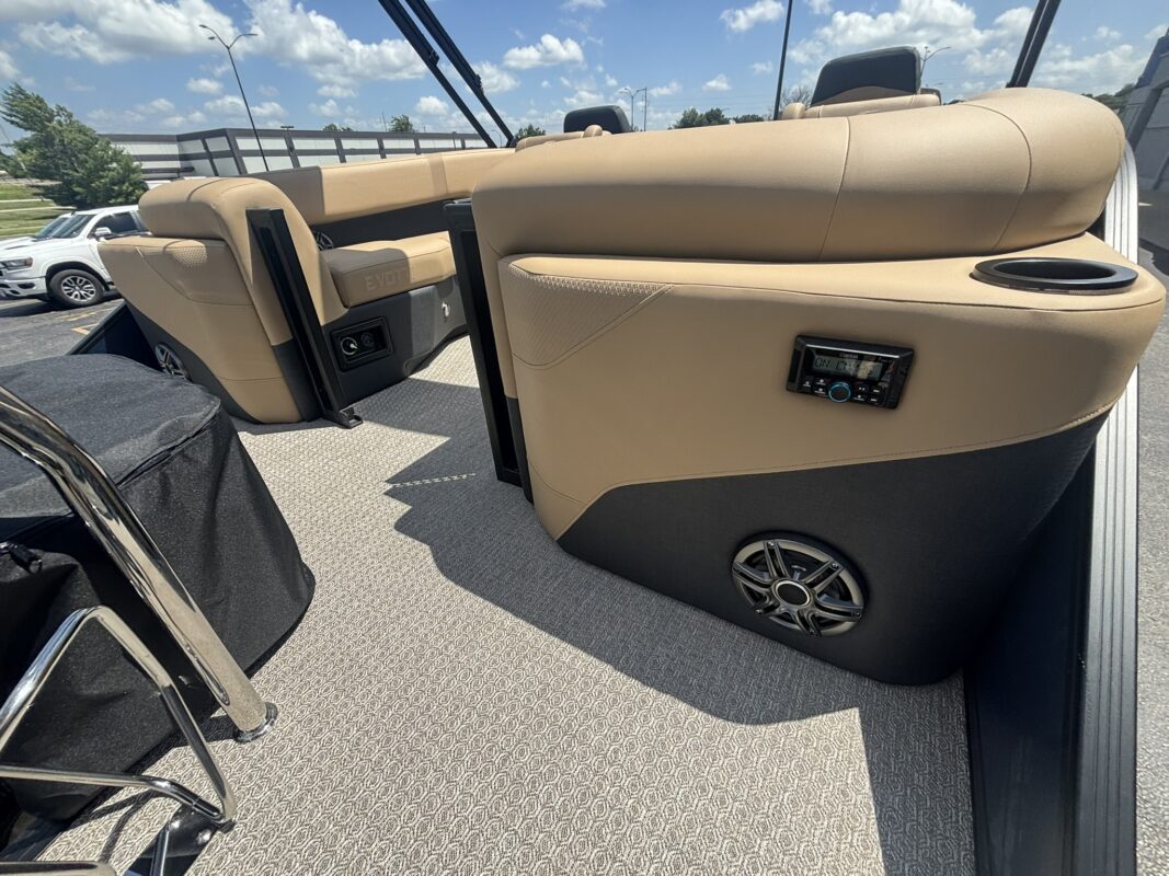 2027 Evotti 523 QL
