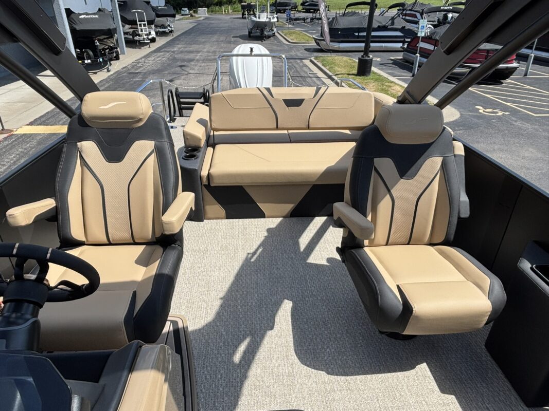 2027 Evotti 723 CS