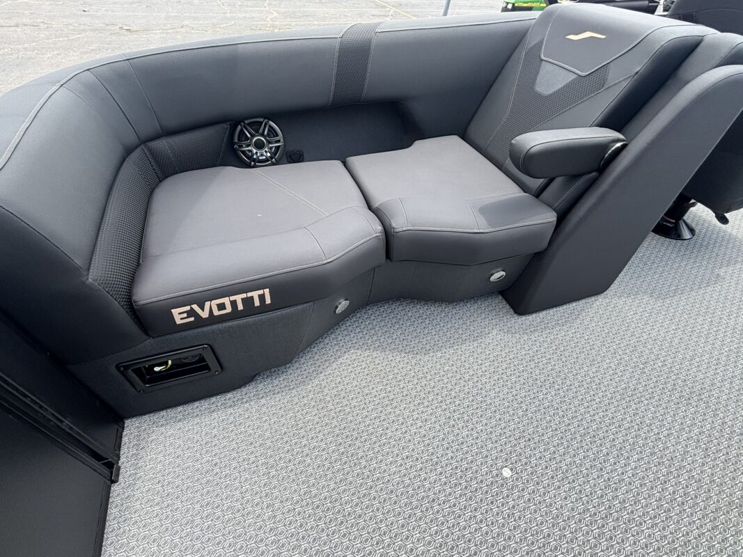 2027 Evotti 521 QL
