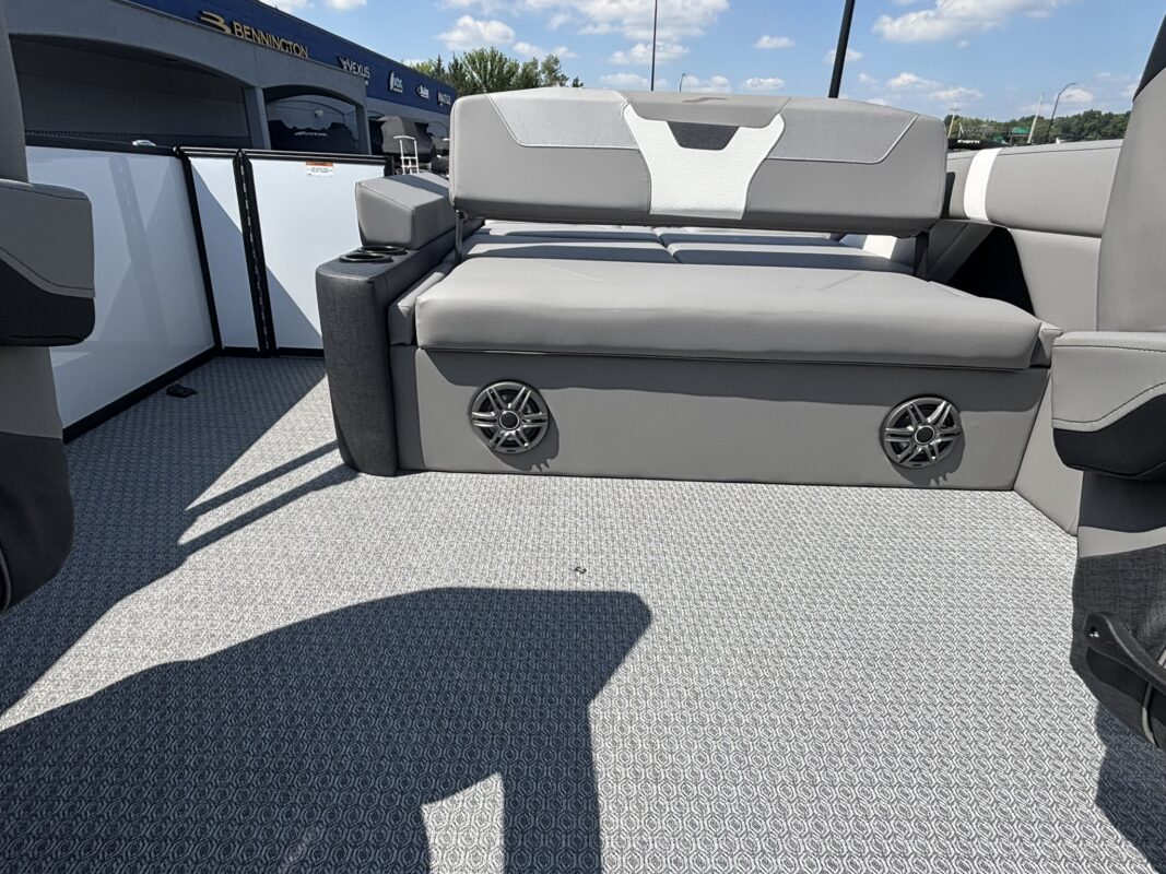 2027 Evotti 523 CS