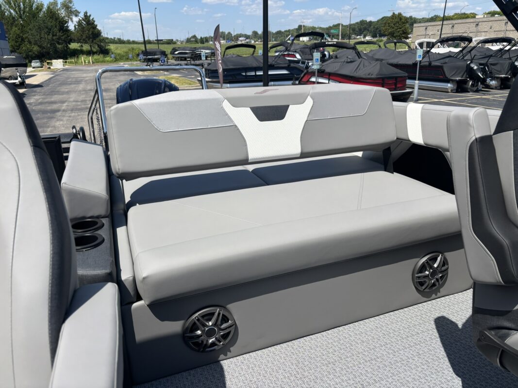 2027 Evotti 521 CS