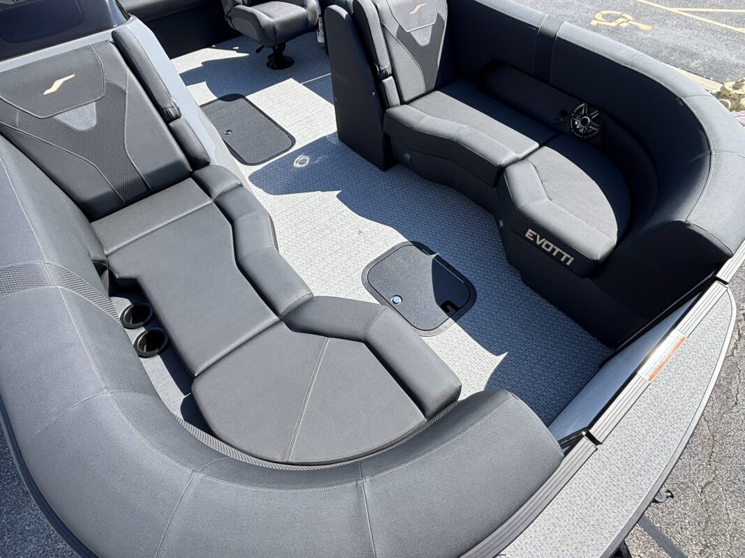 2027 Evotti 521 CS