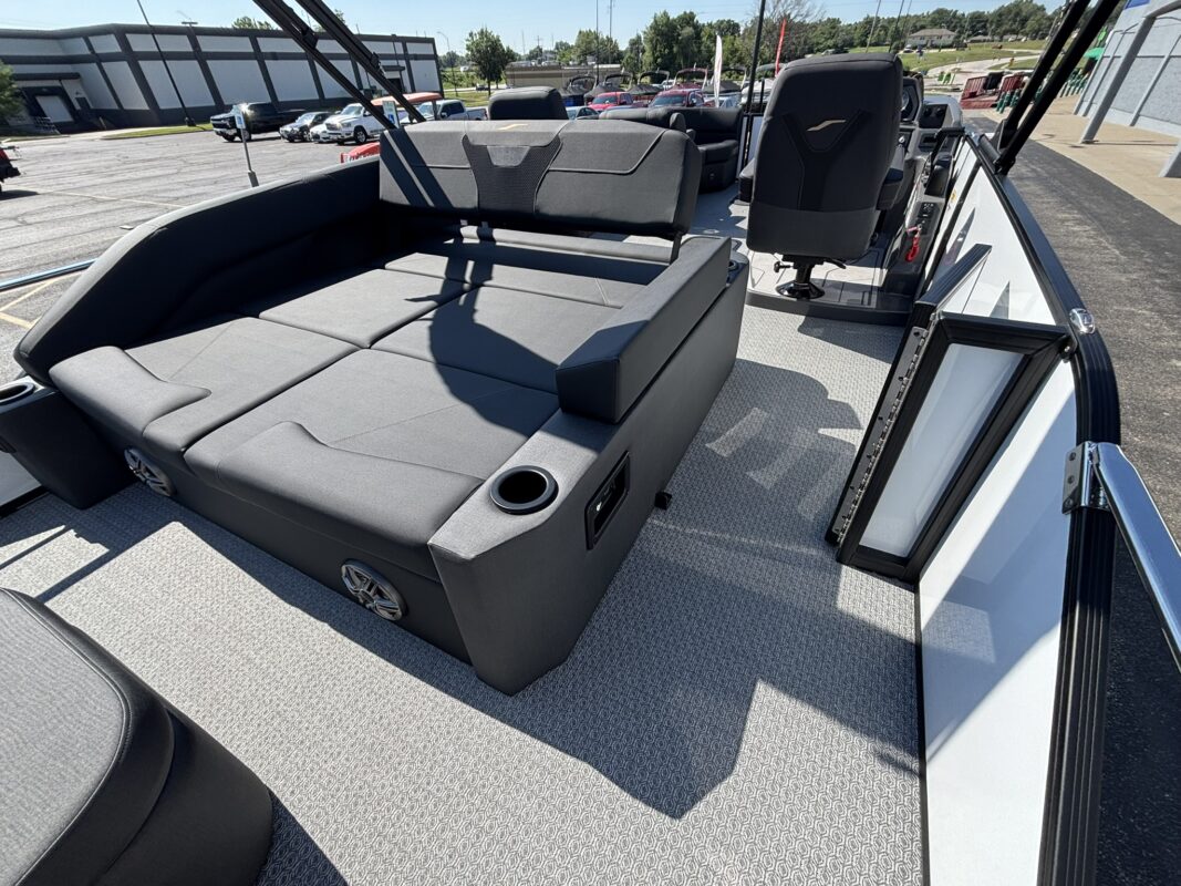 2027 Evotti 521 CS