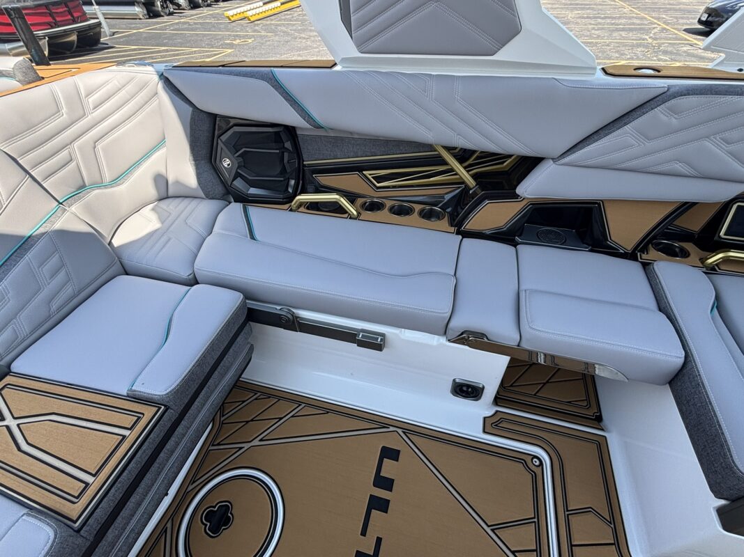 2027 Tige Ultre 23ZX