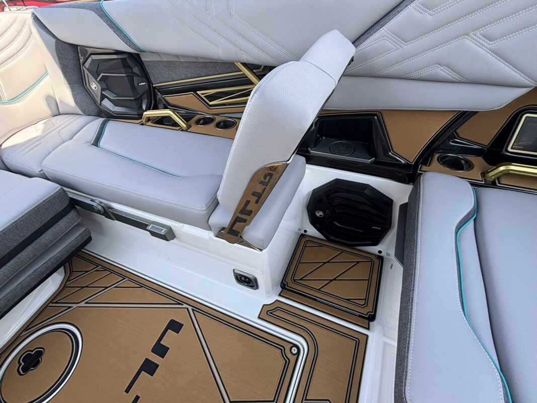 2027 Tige Ultre 23ZX