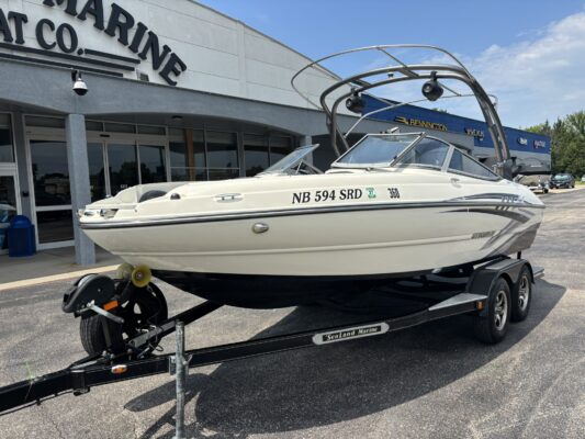 2016 Sting Ray 208 LR