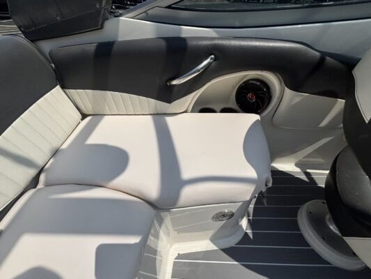 2016 Sting Ray 208 LR