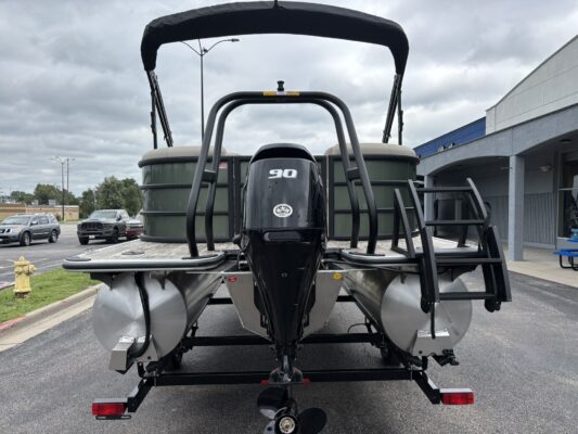 2027 Bentley 200 Fish CWT