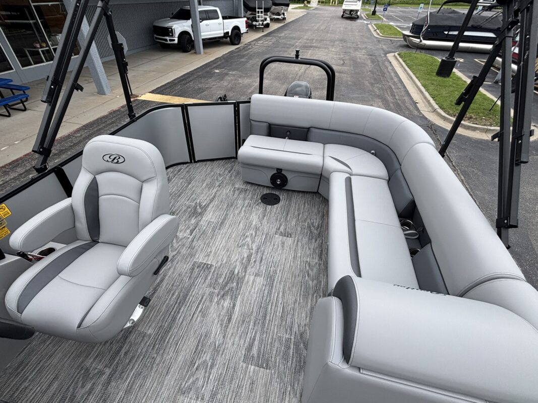 2027 Bentley 200 Legacy Cruise XL
