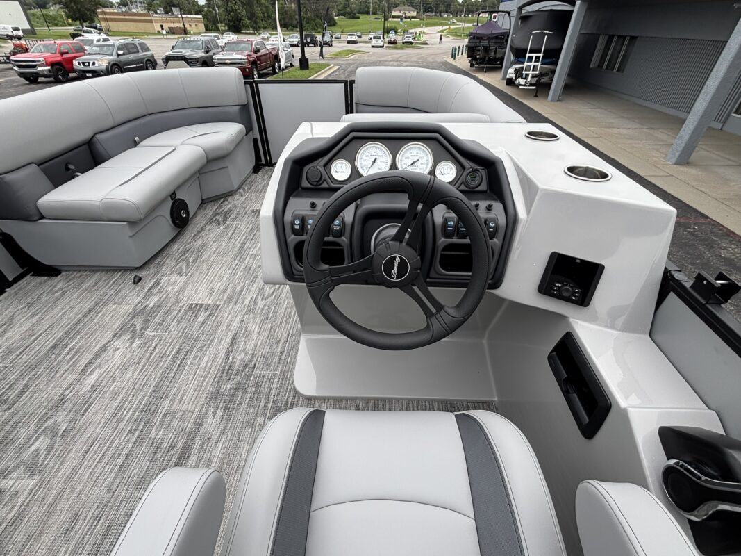 2027 Bentley 200 Legacy Cruise XL