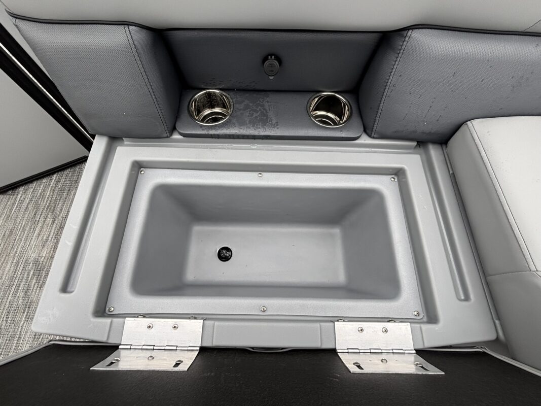 2027 Bentley 200 Legacy Cruise XL