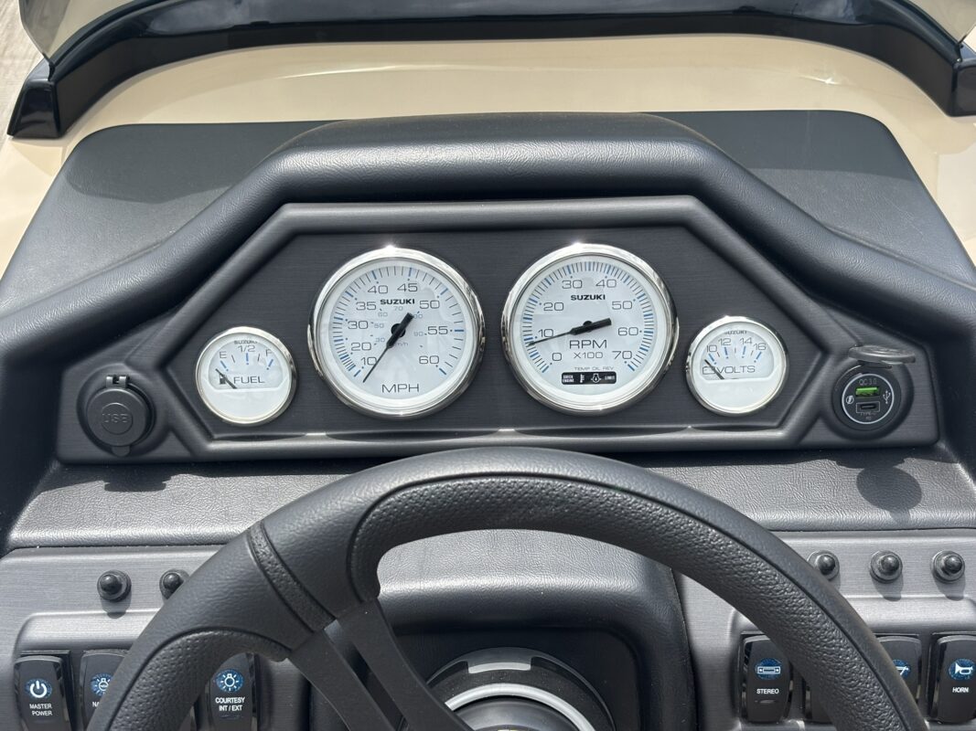 2027 Bentley 223 Legacy Swingback