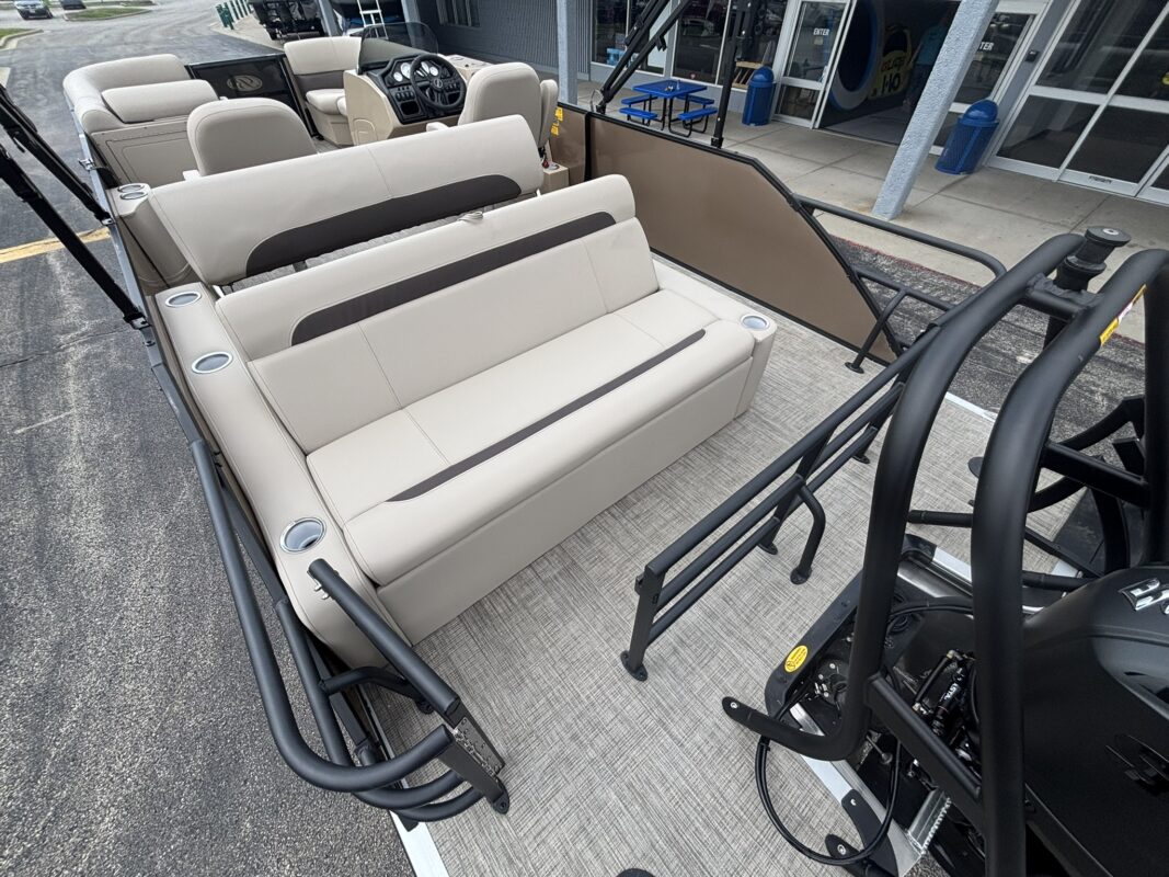 2027 Bentley 223 Legacy Swingback