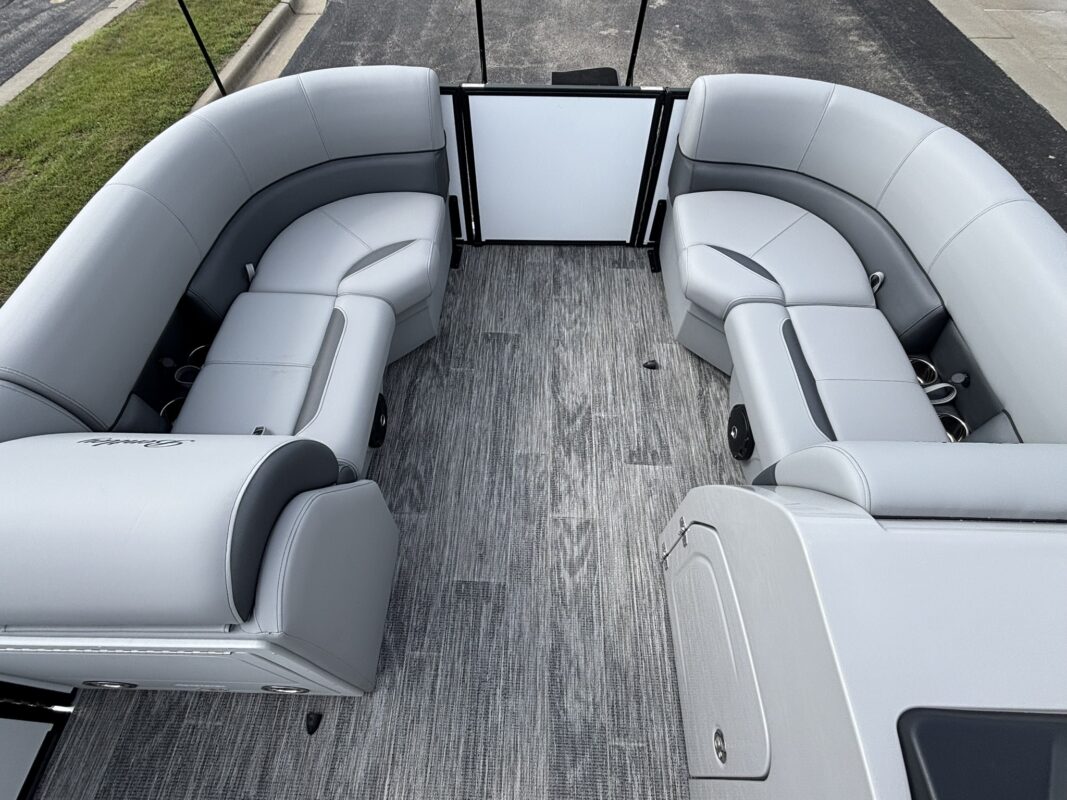 2027 Bentley 200 Legacy Swingback