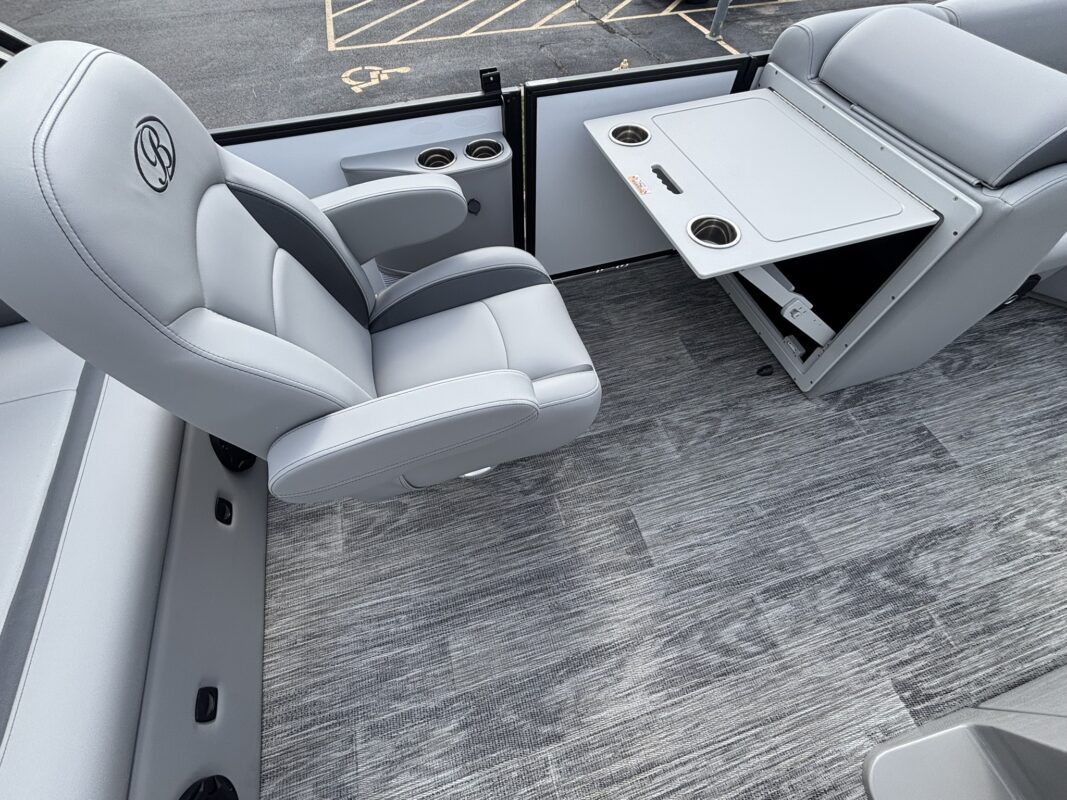 2027 Bentley 200 Legacy Swingback