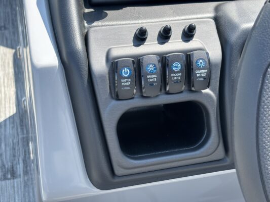 2027 Bentley 200 Legacy Navigator