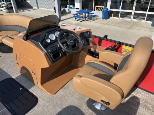 2027 Bentley 223 Legacy Navigator