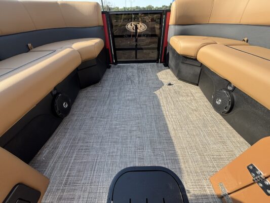 2027 Bentley 223 Legacy Navigator