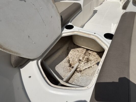 2016 Bayliner E16