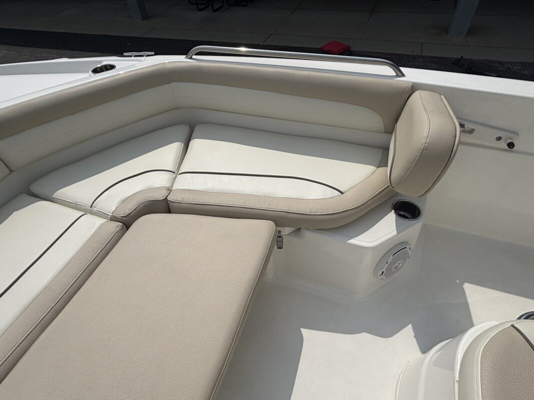 2018 Nautic Star 211 Angler