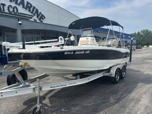 2018 Nautic Star 211 Angler