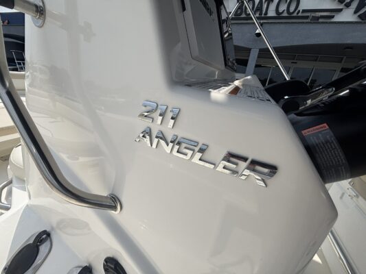 2018 Nautic Star 211 Angler