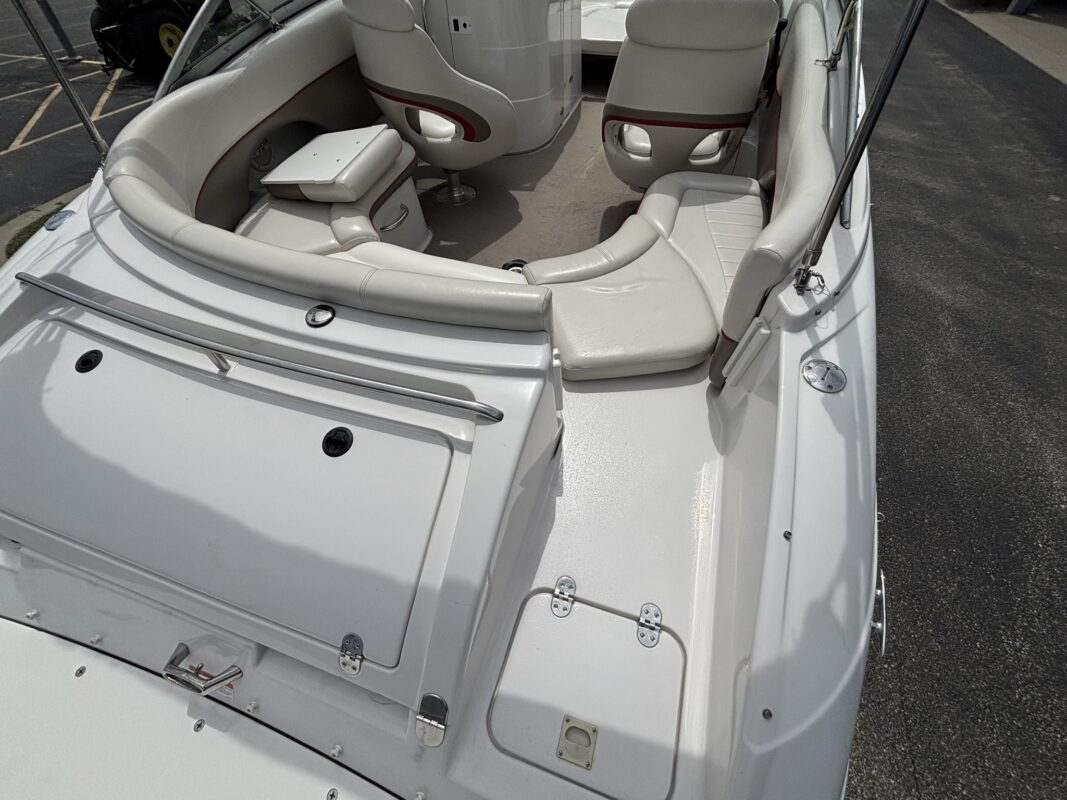 2003 Four Winns 214 Fun Ship
