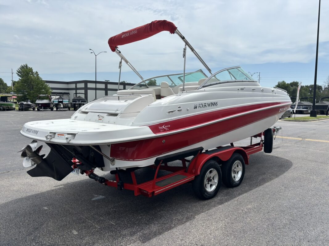 2003 Four Winns 214 Fun Ship