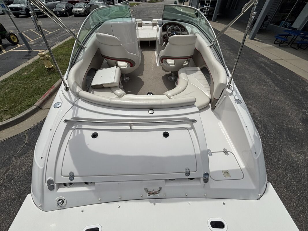 2003 Four Winns 214 Fun Ship