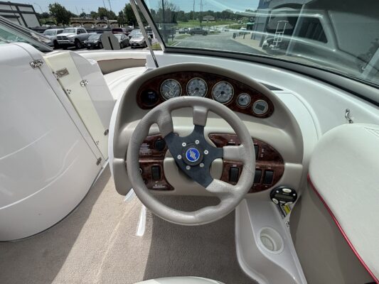 2003 Four Winns 214 Fun Ship