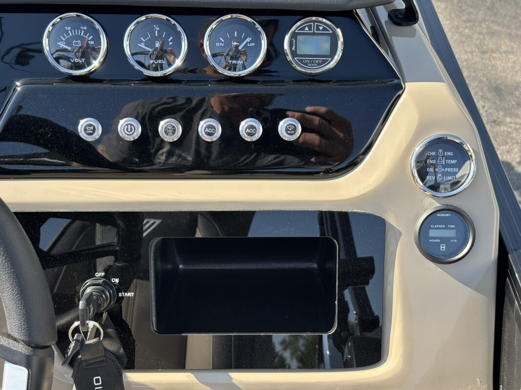2027 Viaggio V22R