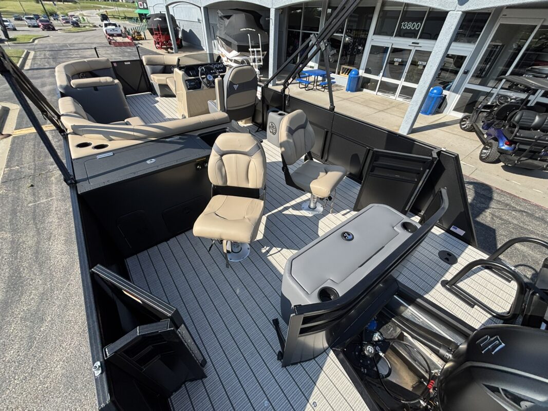2027 Viaggio V22R