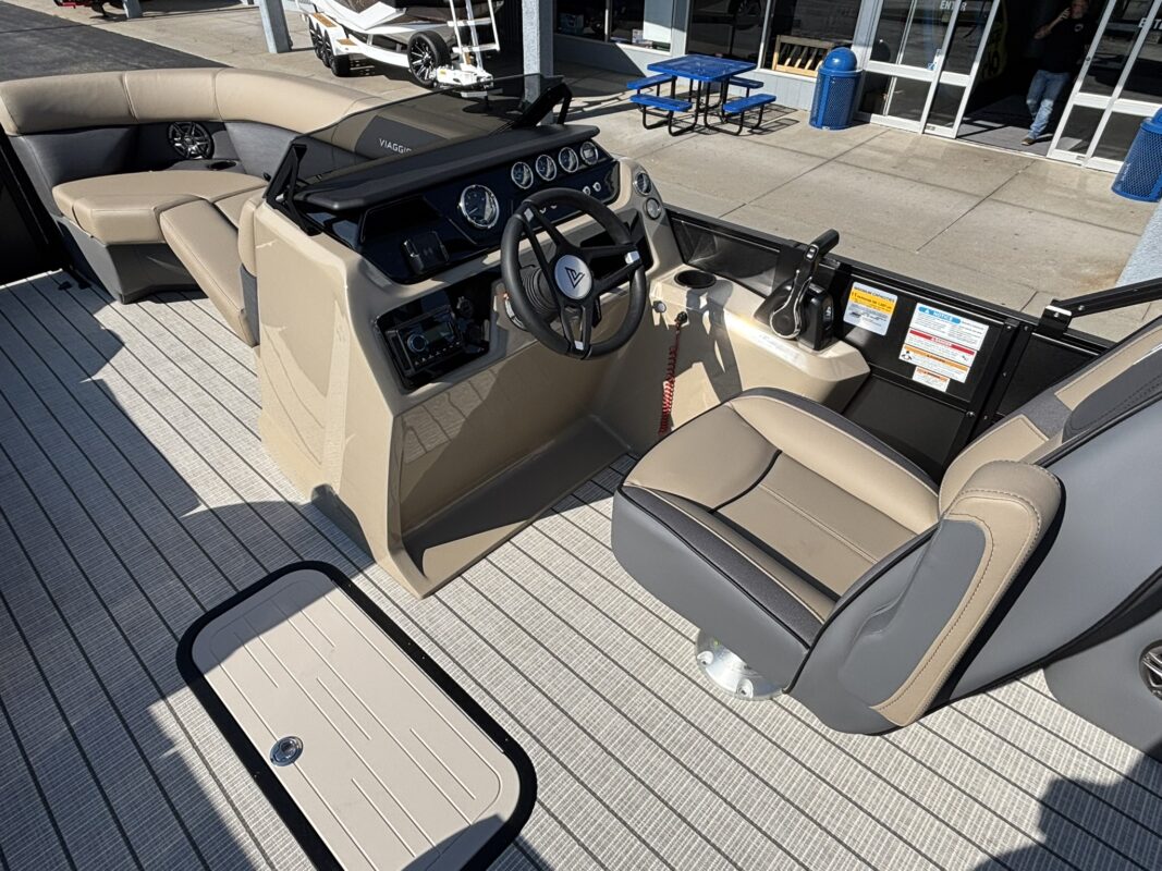 2027 Viaggio V22R