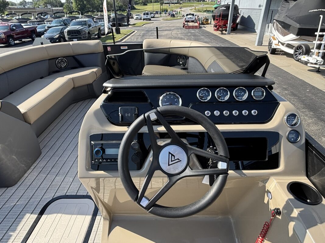 2027 Viaggio V22R