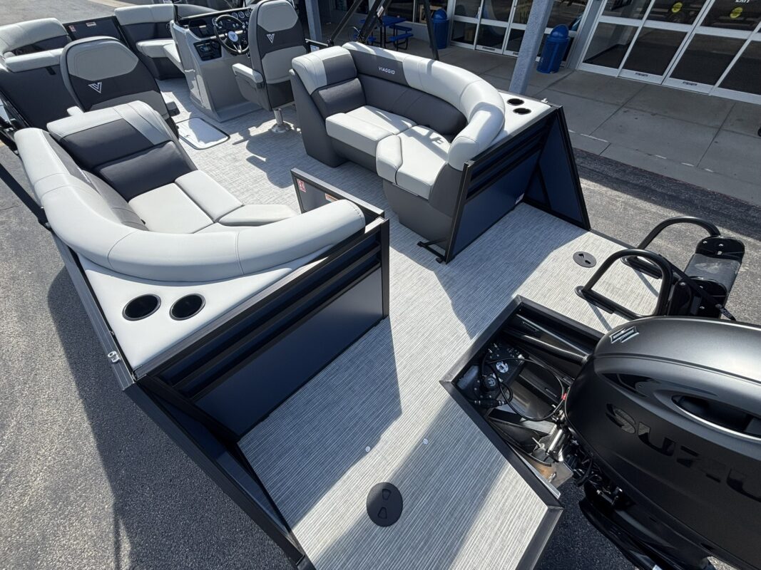 2027 Viaggio V22U