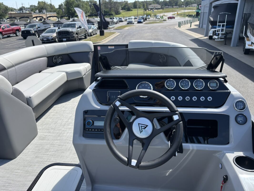 2027 Viaggio V22U