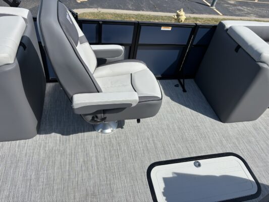 2027 Viaggio V22U