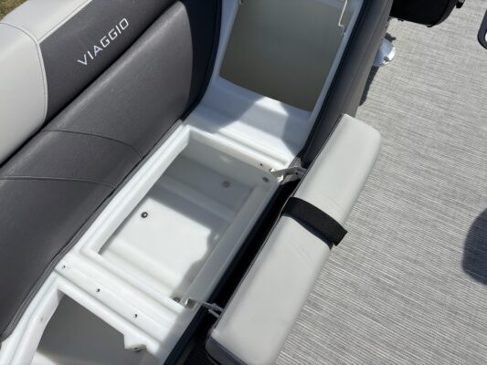 2027 Viaggio V22U